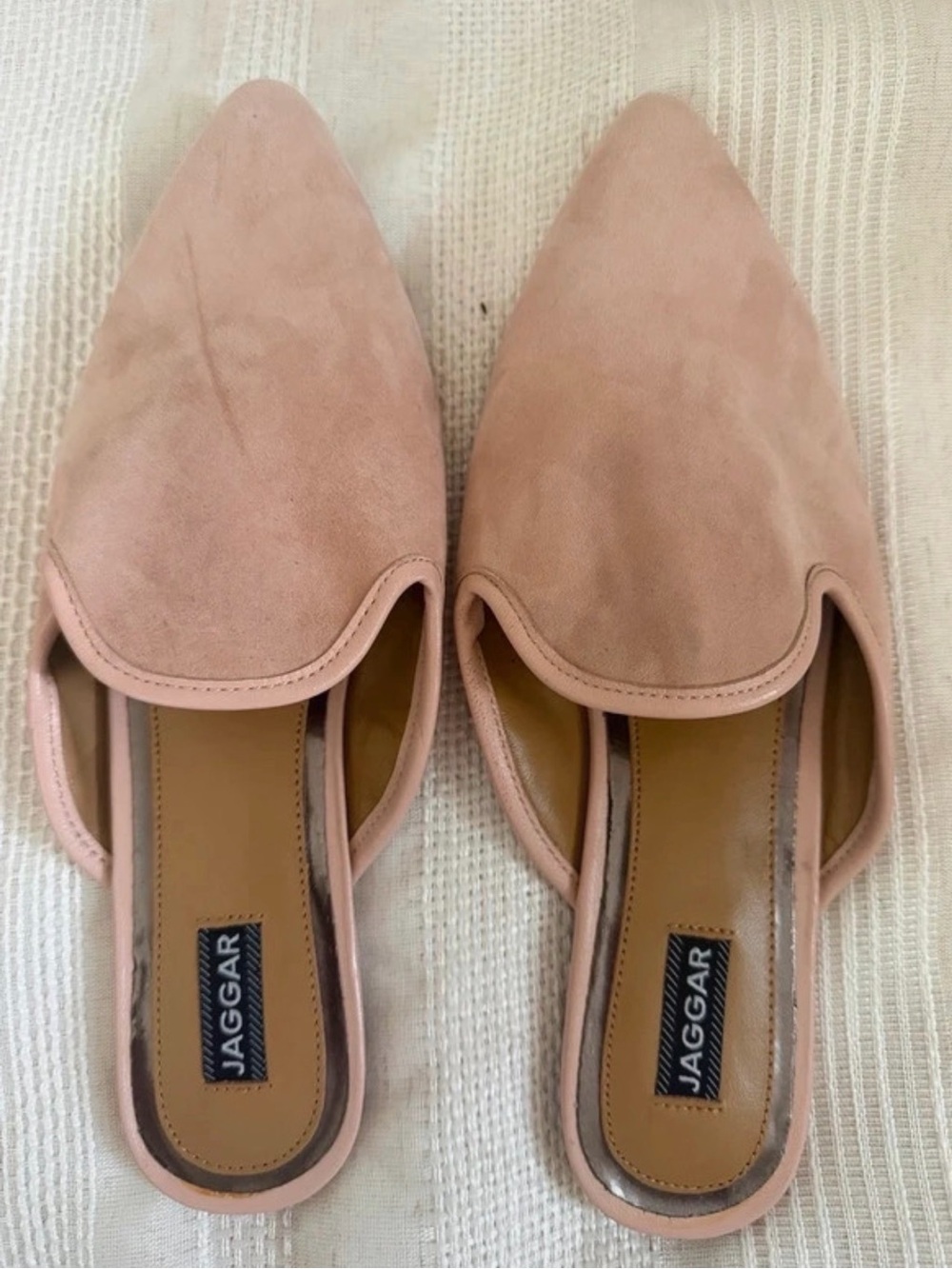 jaggar slip-on mules in blush pink leather